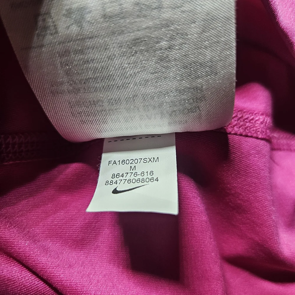 Nike vibrant pink